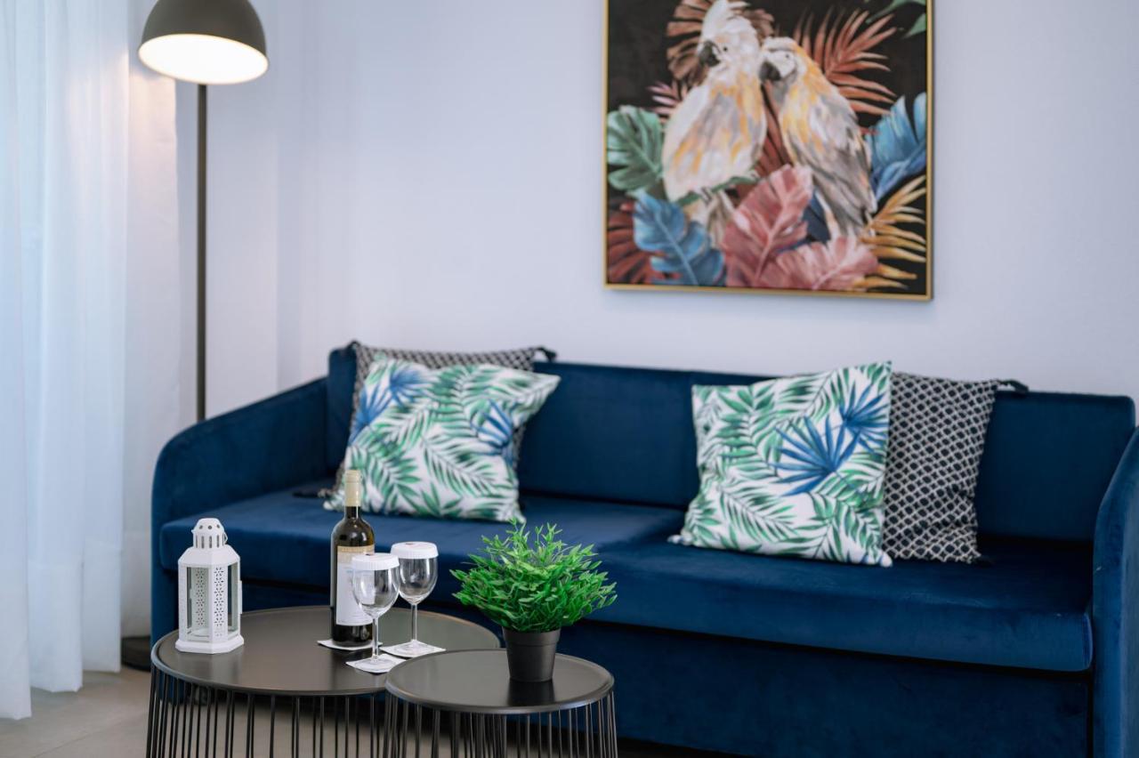 Danai & Palm Residential Complexes Apartment Ofrinion Bagian luar foto