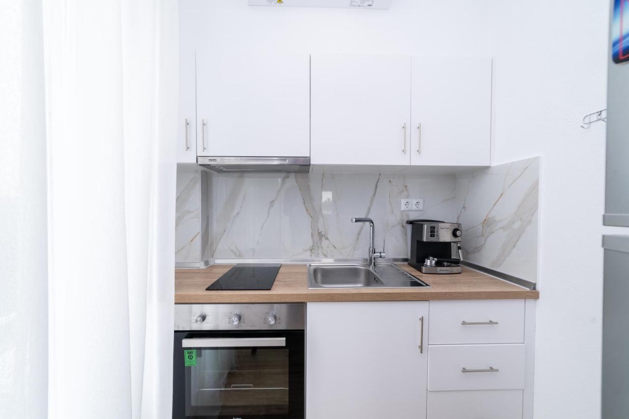 Danai & Palm Residential Complexes Apartment Ofrinion Bagian luar foto