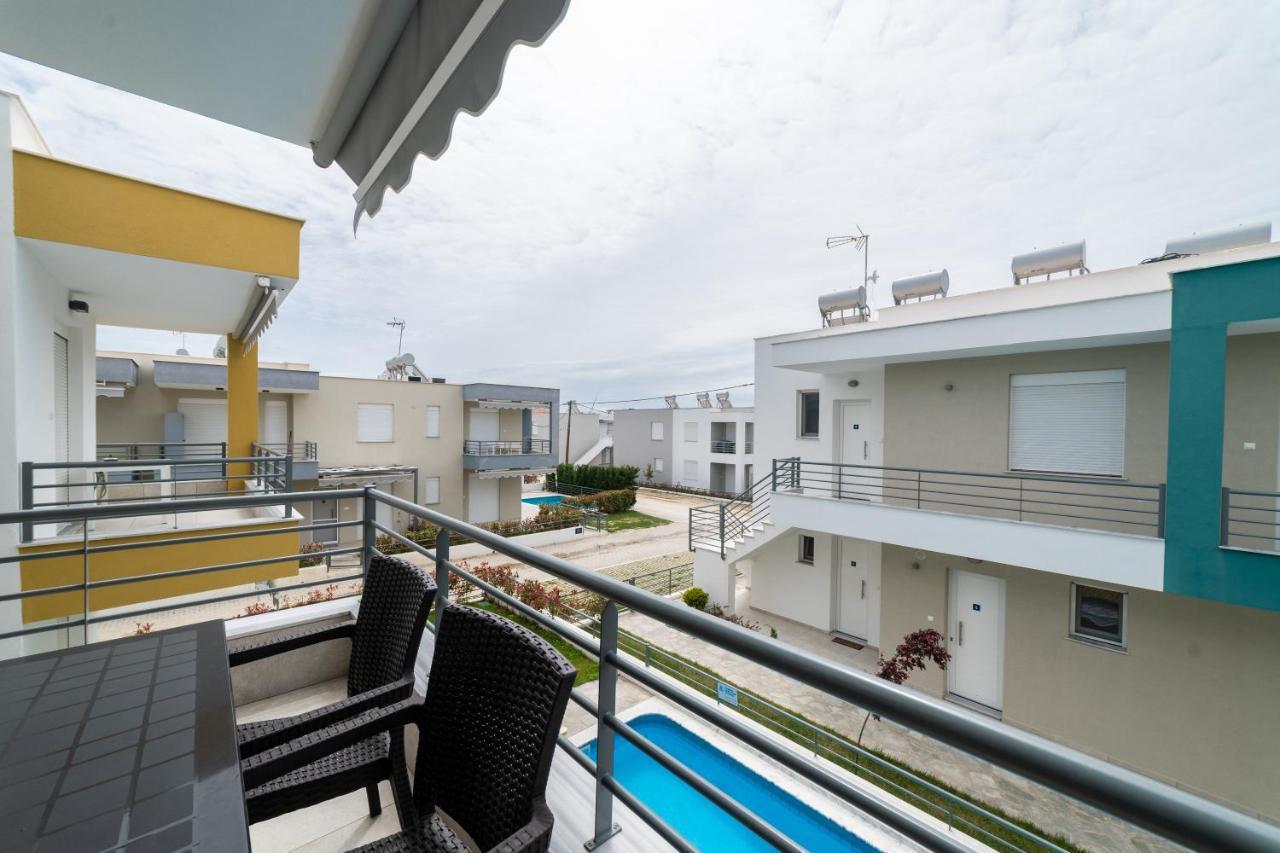 Danai & Palm Residential Complexes Apartment Ofrinion Bagian luar foto