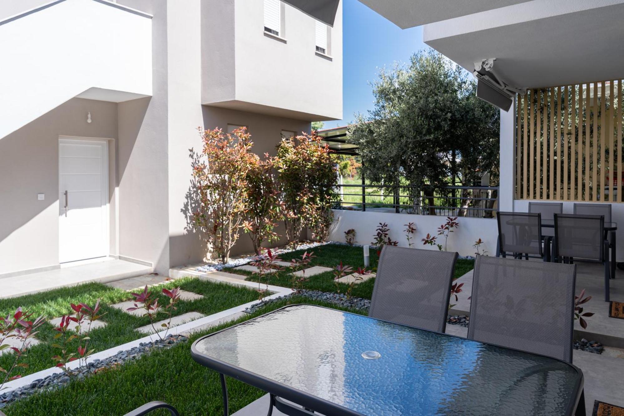 Danai & Palm Residential Complexes Apartment Ofrinion Bagian luar foto